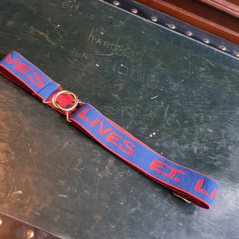 Vintage Universal City Studios Blue And Red ET Lives Stretchy Belt Movie Collect